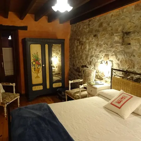 La Portiella Del Llosu Pandiello Buitenkant foto